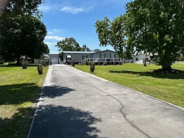 4031 SW 9th Way, Okeechobee FL 34974 photo 3