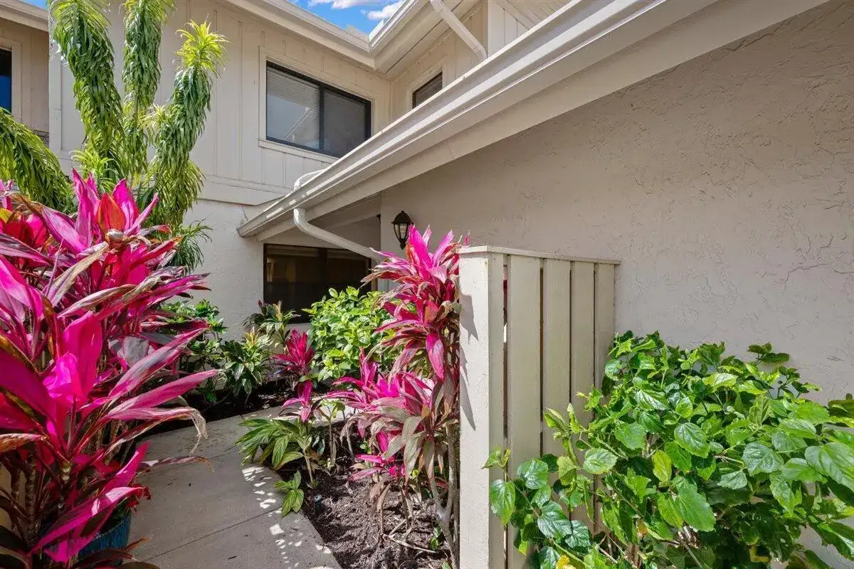 17138 Waterbend Drive # 117, Jupiter FL 33477 photo 2