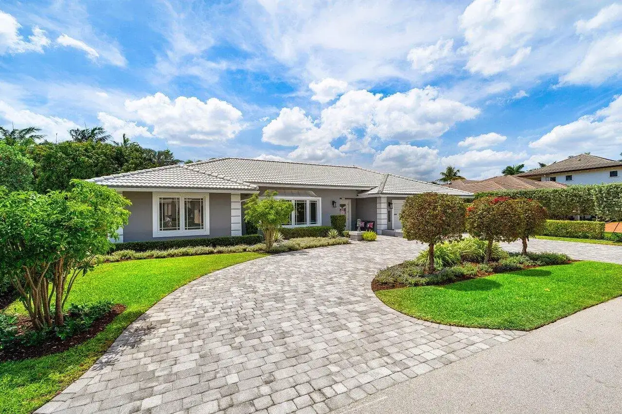 2177 Areca Palm Road, Boca Raton FL 33432 photo 2