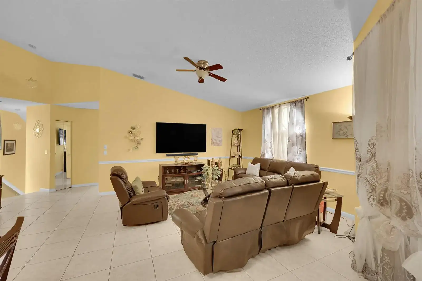 5379 Verona Drive # H, Boynton Beach FL 33437 photo 4