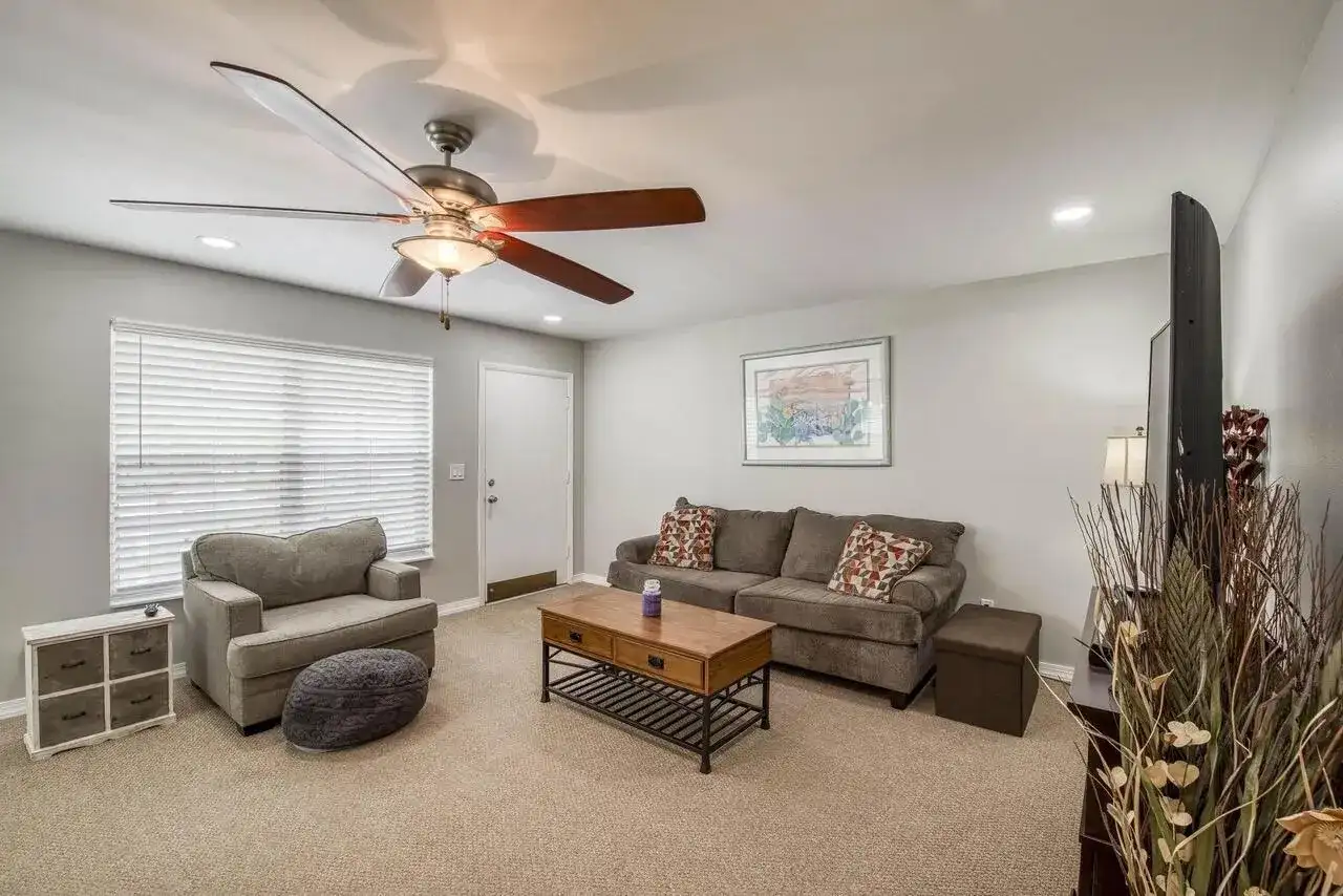 2929 SE Ocean Boulevard # 6, Stuart FL 34996 photo 2