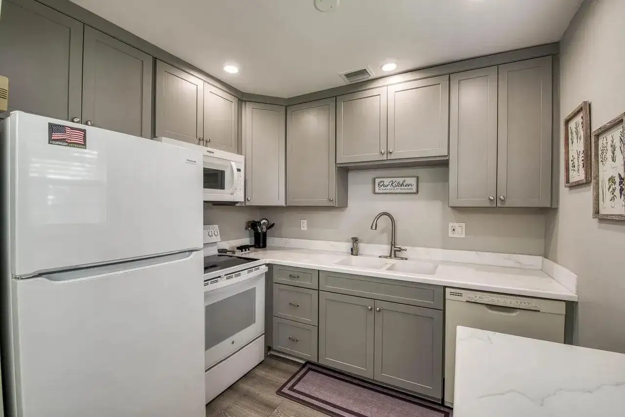 2929 SE Ocean Boulevard # 6, Stuart FL 34996 photo 5