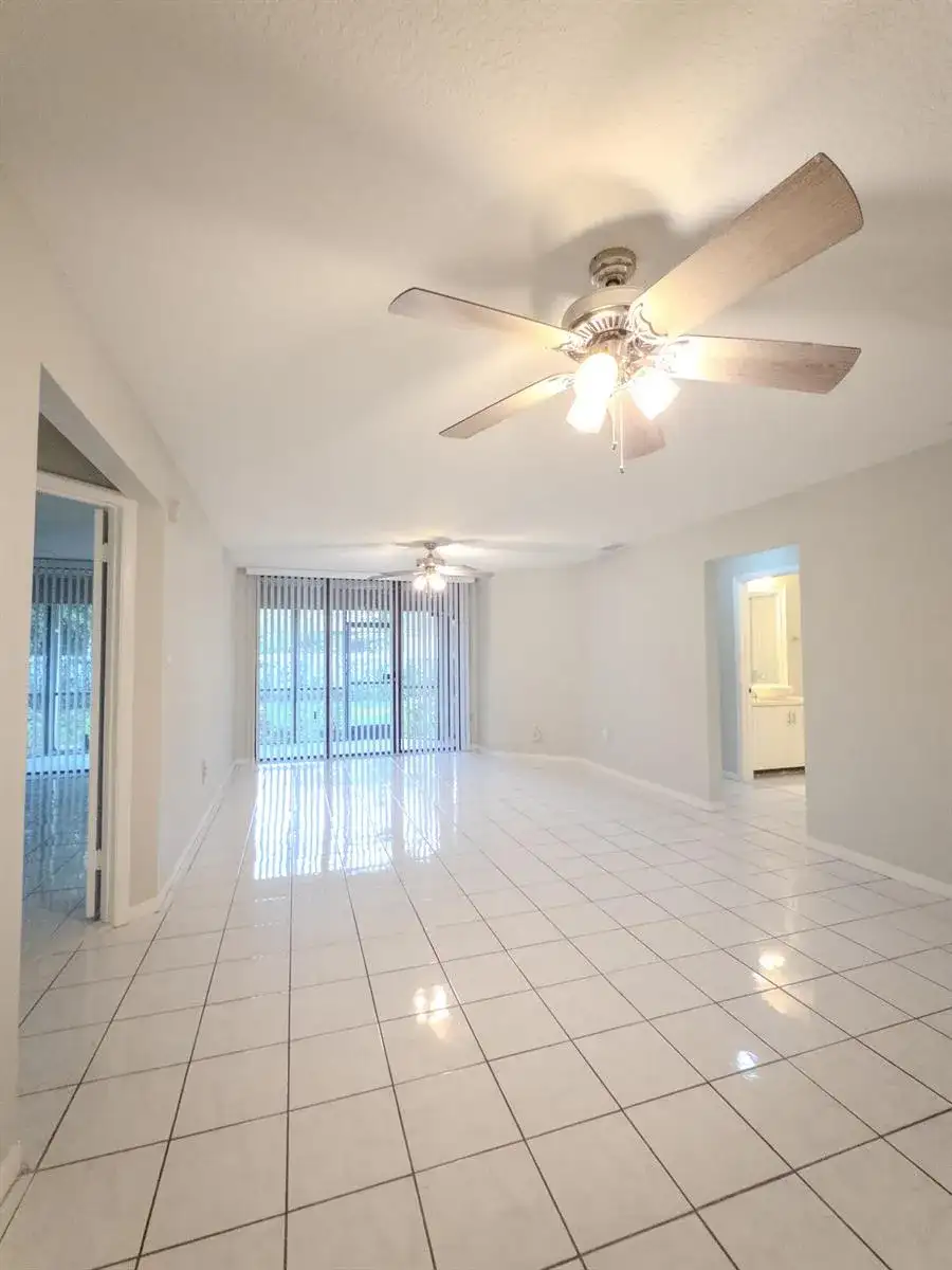 9867 NW 1st Court, Plantation FL 33324 photo 5
