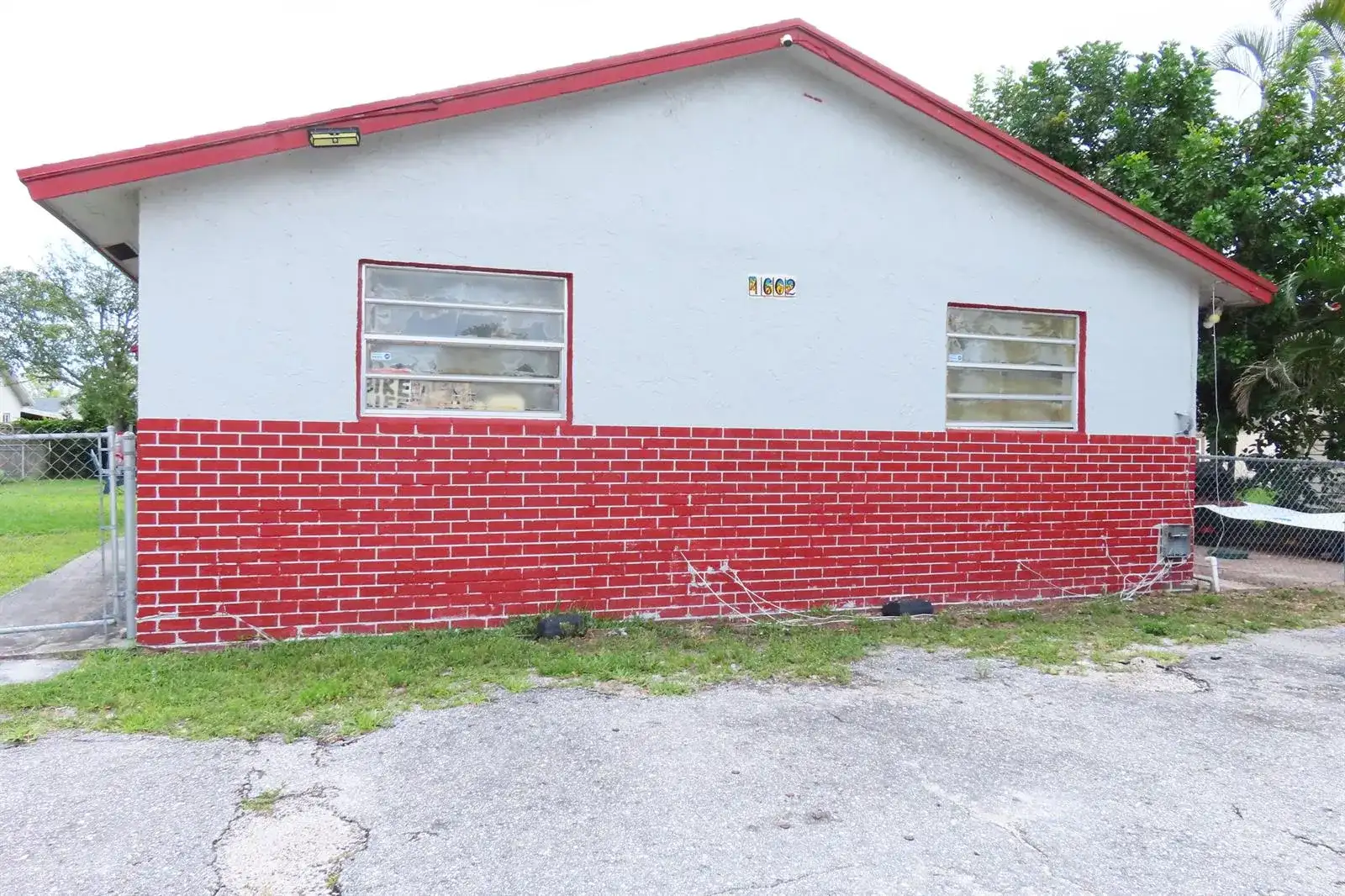 1602 Meridian Road, West Palm Beach FL 33417 photo 2