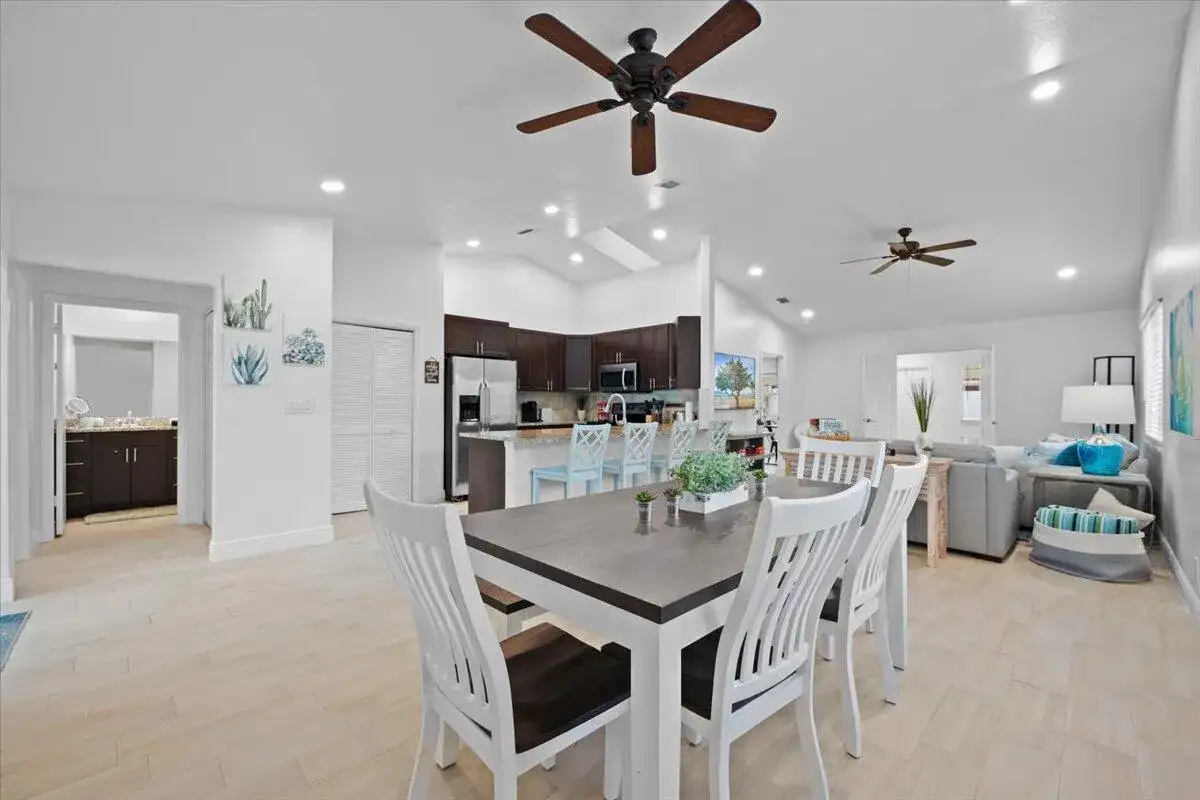 6075 Francis Street, Jupiter FL 33458 photo 4