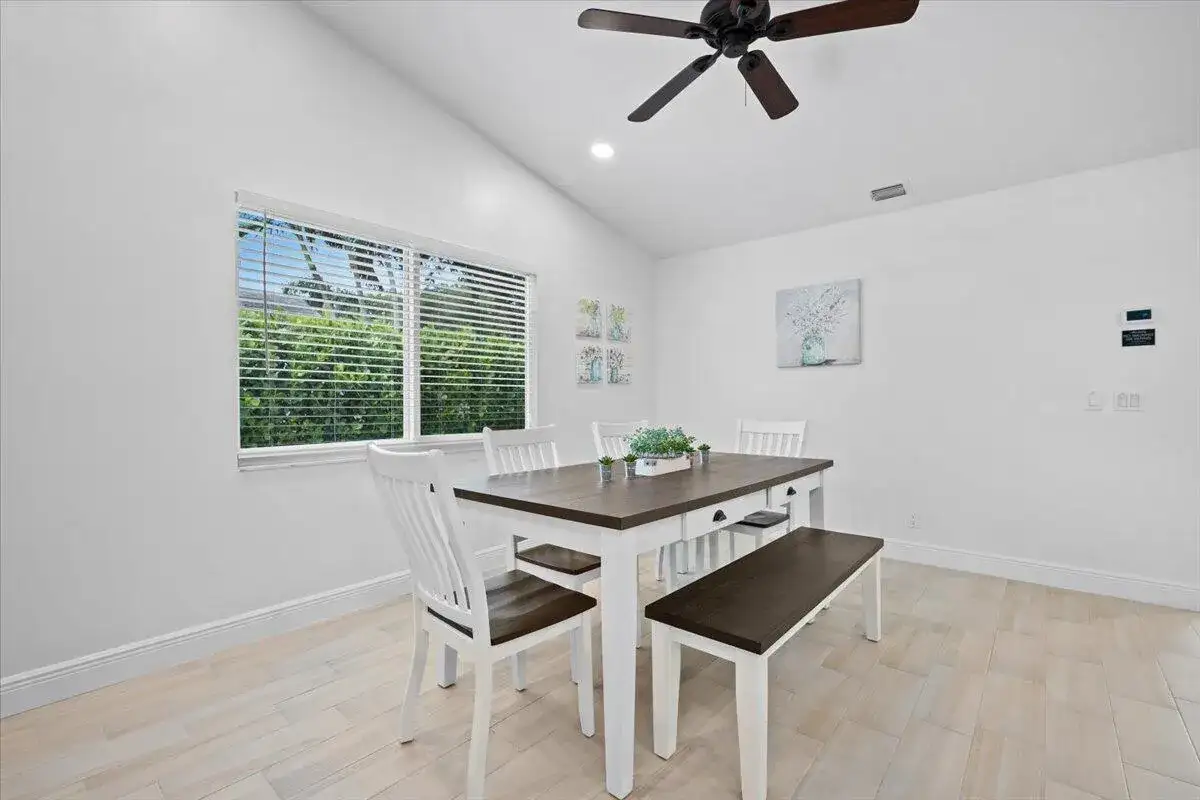 6075 Francis Street, Jupiter FL 33458 photo 5