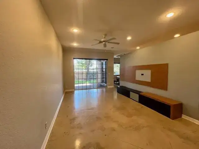 30 Beechdale Lane, Boynton Beach FL 33426 photo 2