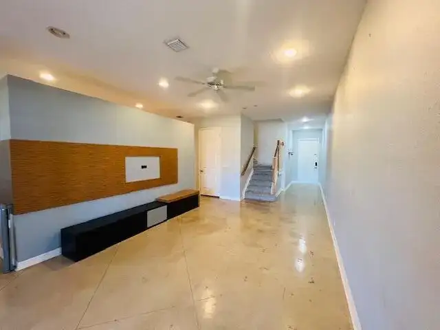 30 Beechdale Lane, Boynton Beach FL 33426 photo 3