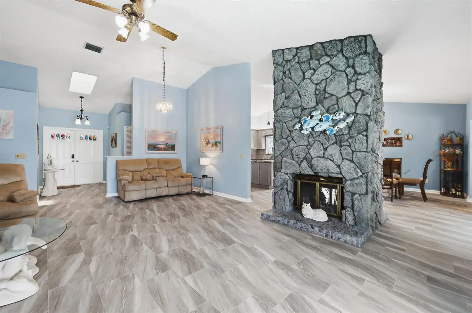 191 Parkwood Drive, Royal Palm Beach FL 33411 photo 4
