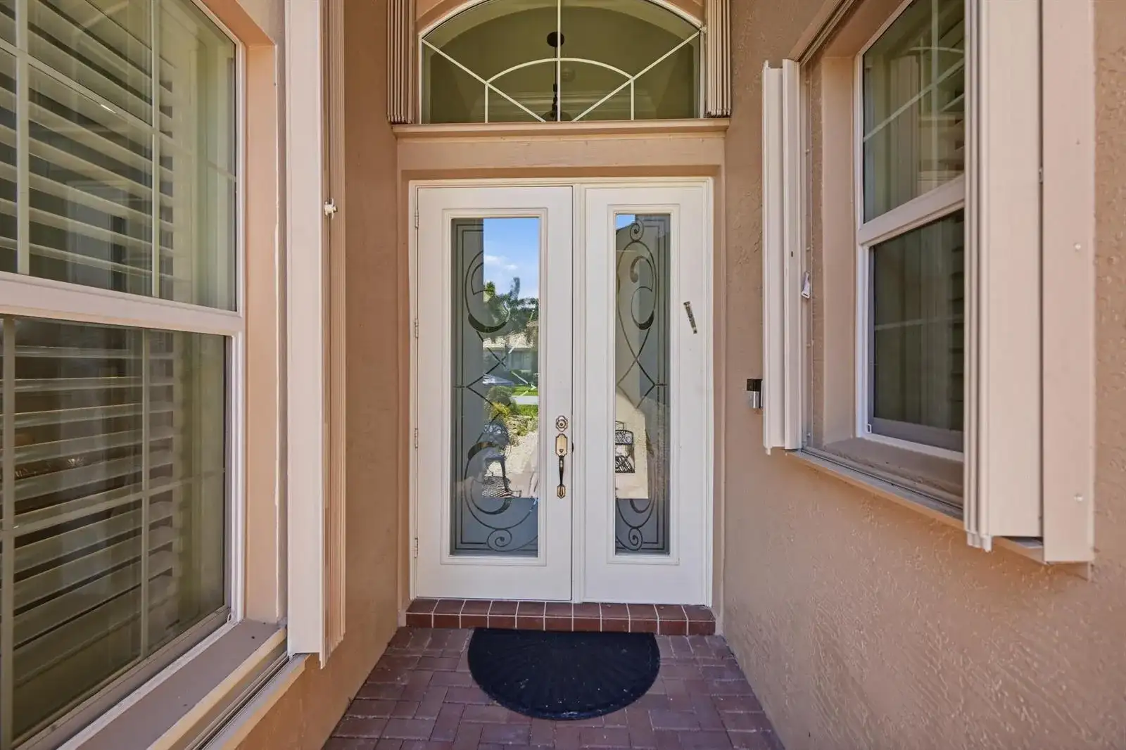 10469 Whitewind Circle, Boynton Beach FL 33473 photo 3