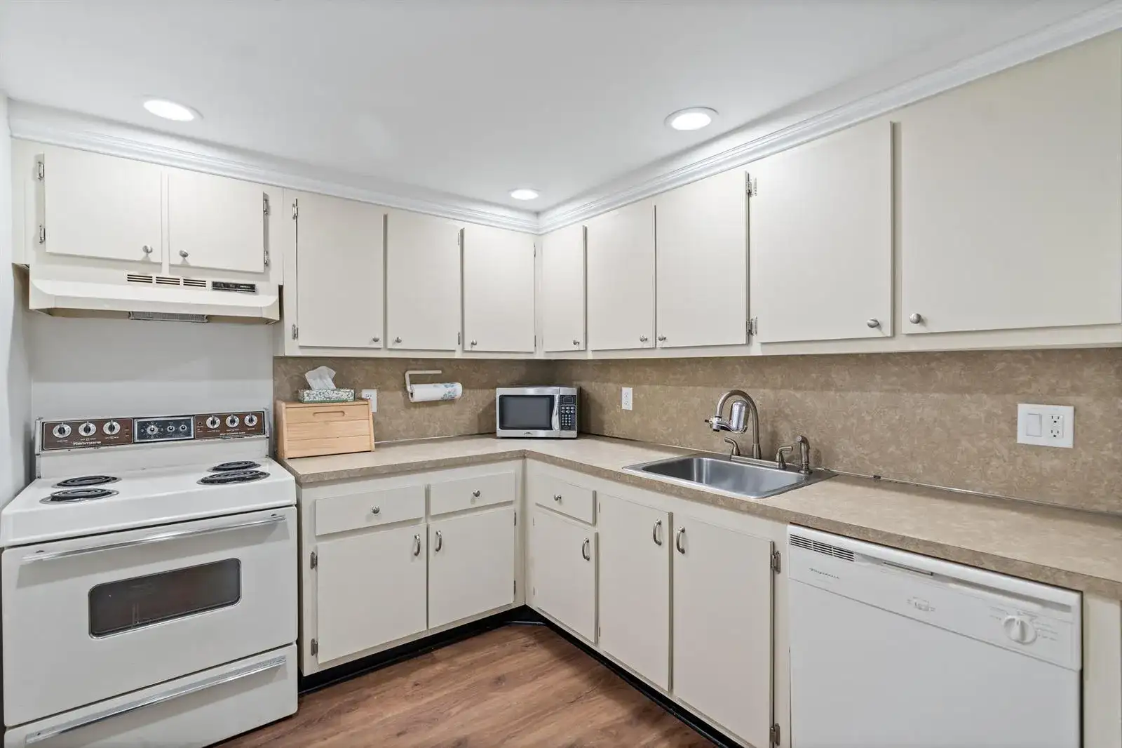 6195 ROCK ISLAND Road # 302, Tamarac FL 33319 photo 4