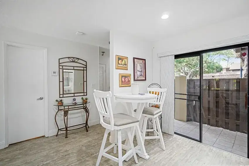 7620 NW 79th Avenue # J8, Tamarac FL 33321 photo 4