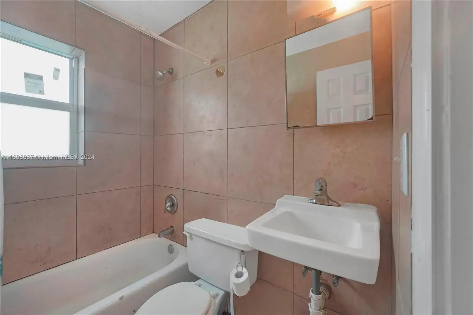 628 SW 4th Street, Belle Glade FL 33430 photo 4