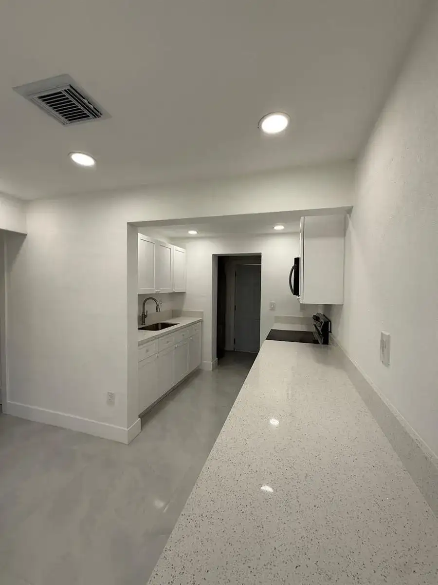 4400 SW 36th Street, West Park FL 33023 photo 4