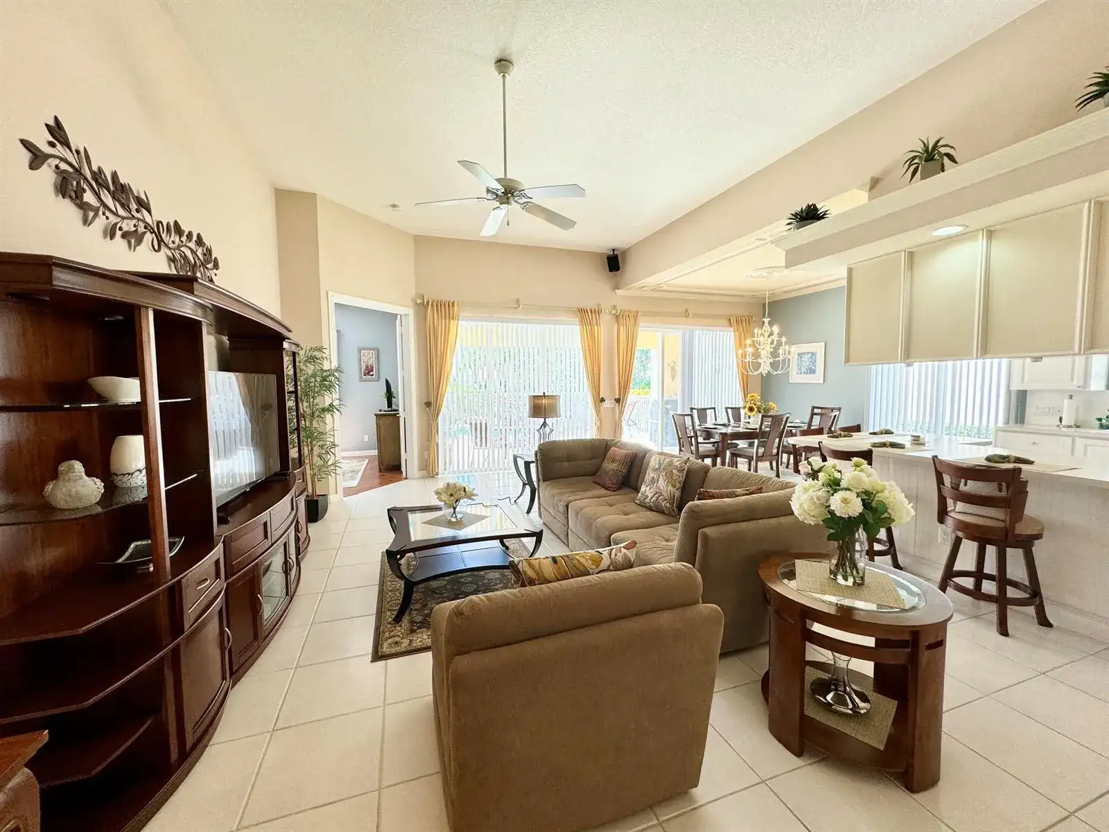 8262 Dominica Place, Wellington FL 33414 photo 3