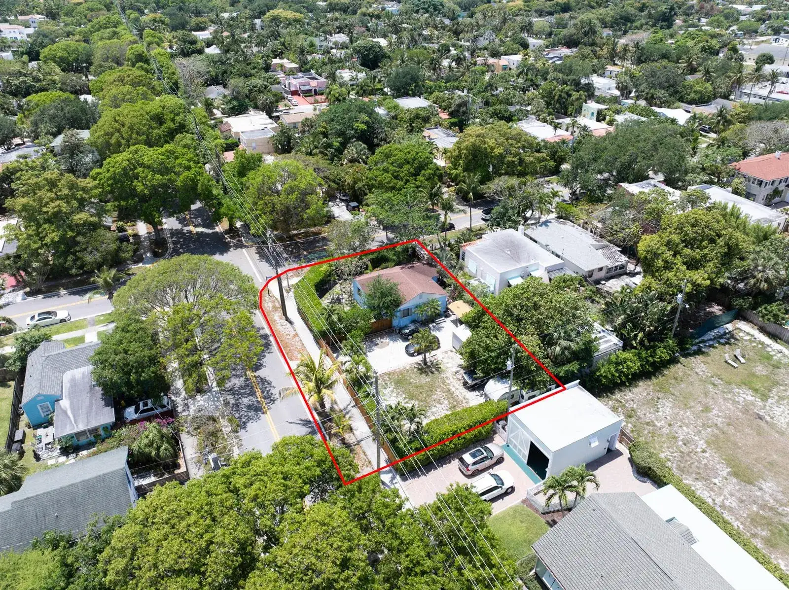 1915 Lake Avenue, West Palm Beach FL 33401 photo 2