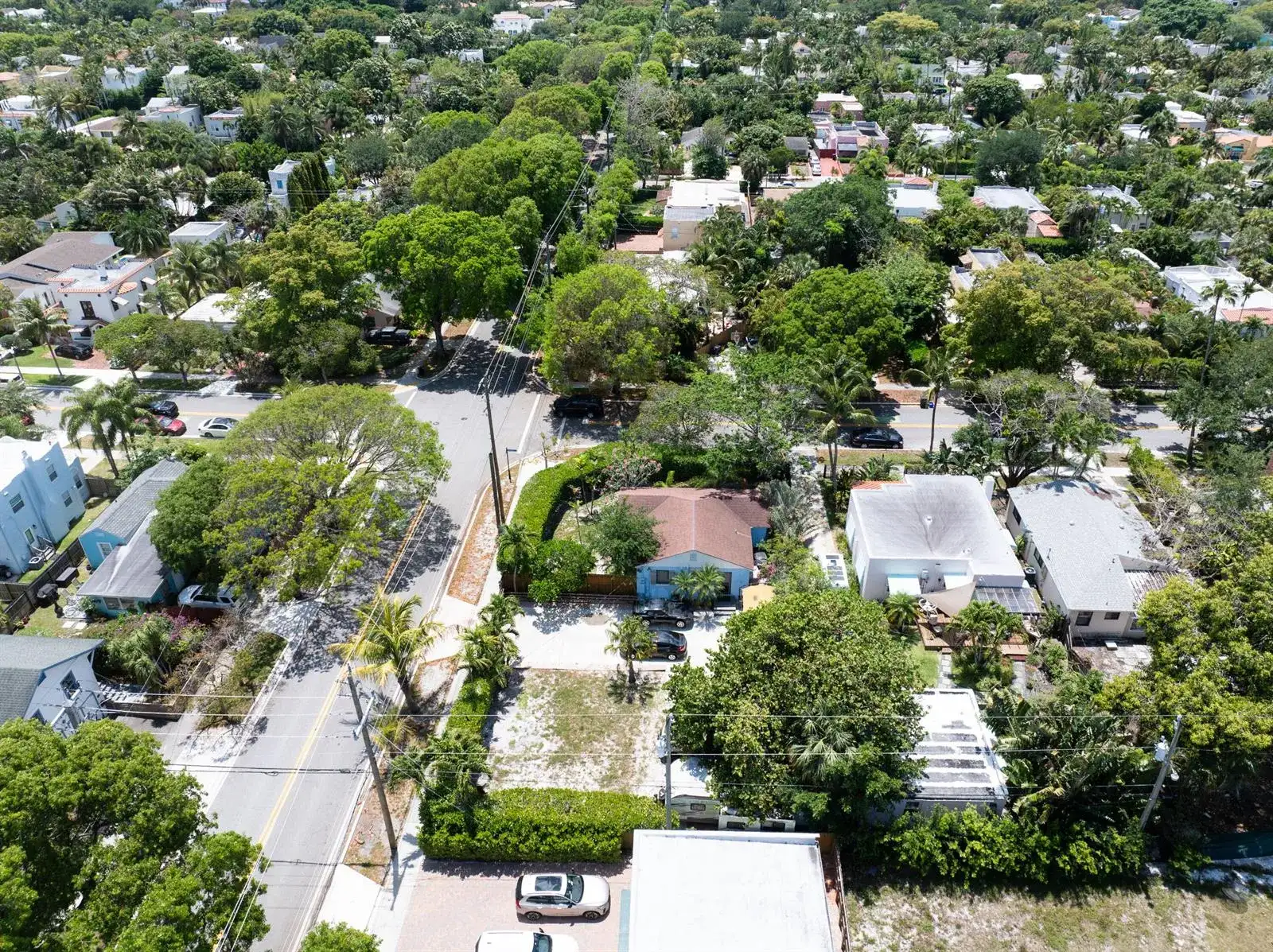 1915 Lake Avenue, West Palm Beach FL 33401 photo 4