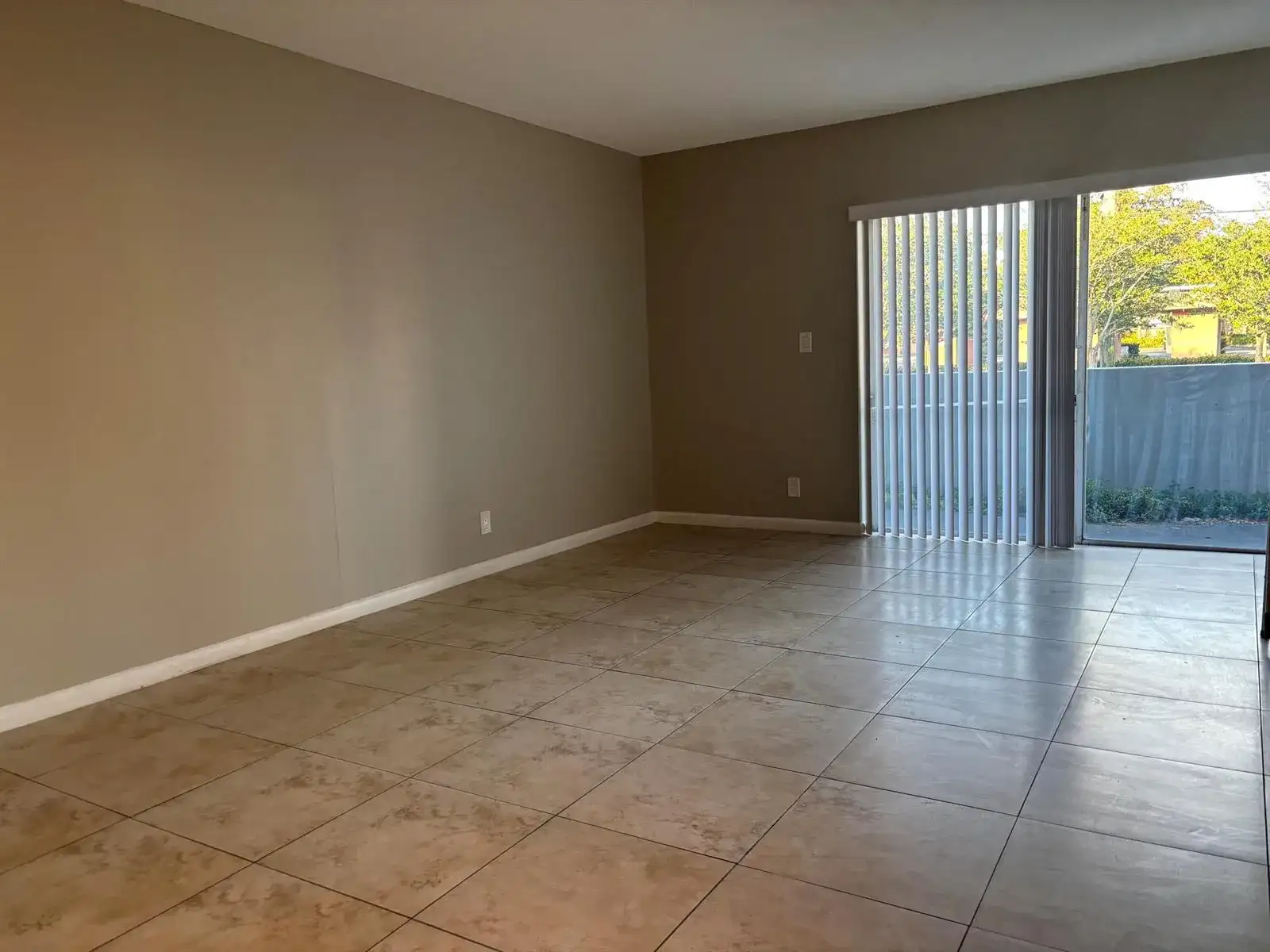 491 NW 42nd Avenue # 4, Plantation FL 33317 photo 4