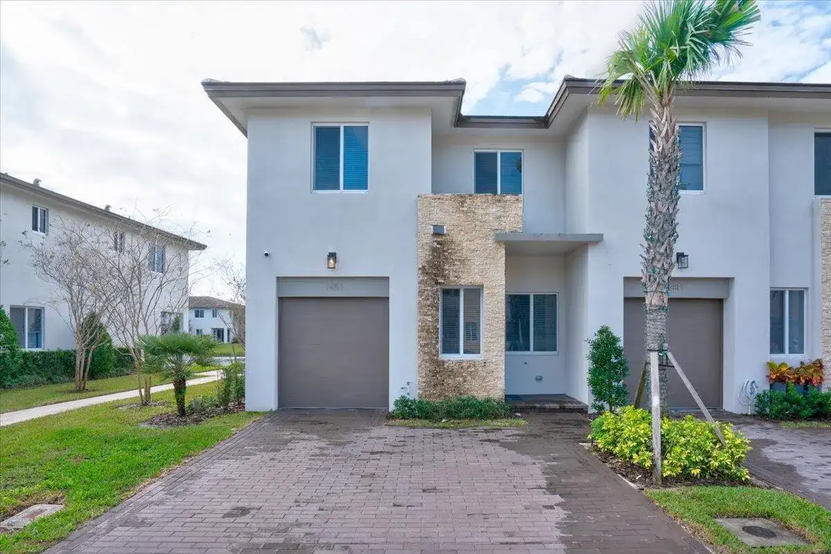 1451 Pioneer Way, Royal Palm Beach FL 33411 photo 2