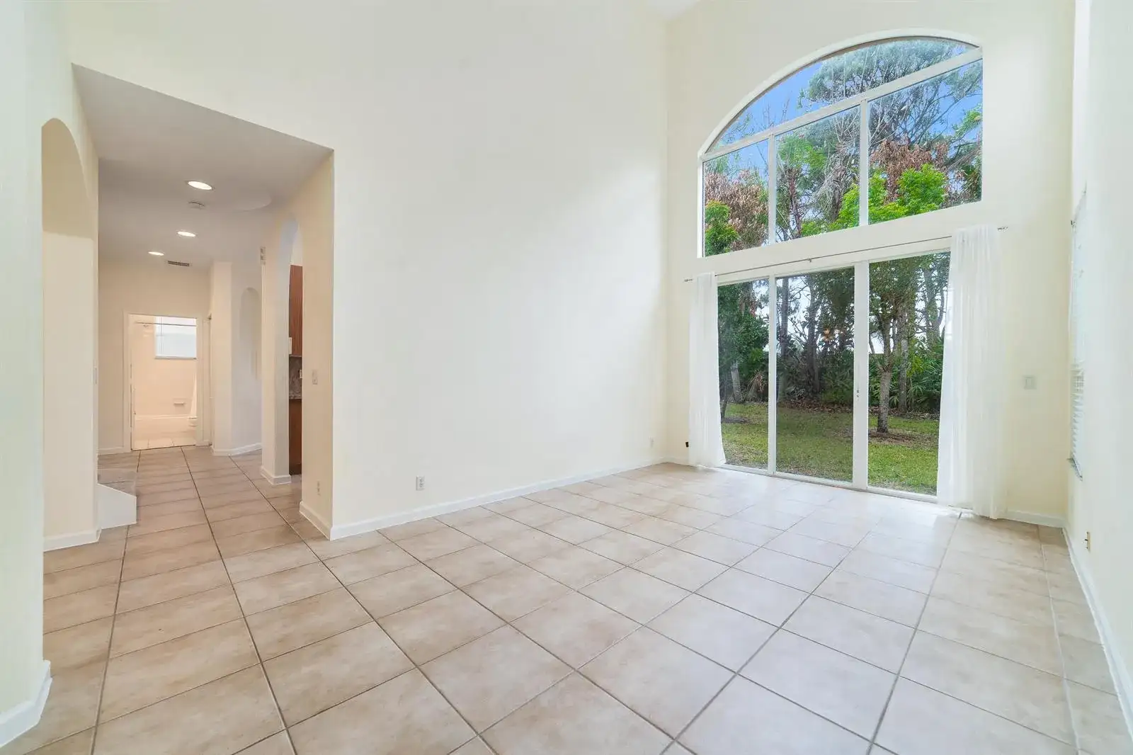 6004 Spring Lake Terrace, Fort Pierce FL 34951 photo 4