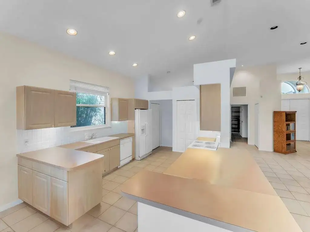 7215 Marsh Terrace, Port St. Lucie FL 34986 photo 4