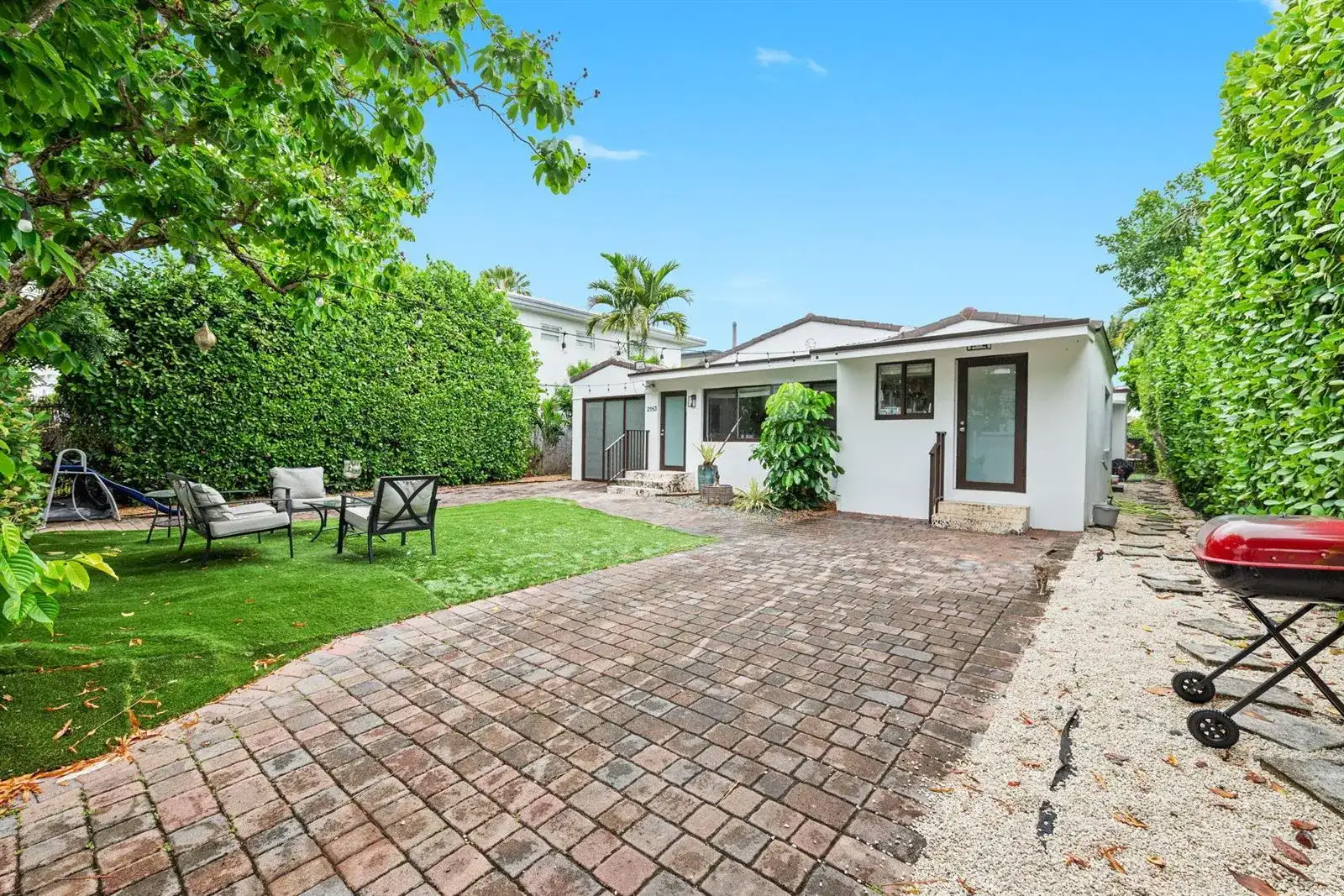 2183 Bay Drive, Miami Beach FL 33141 photo 4