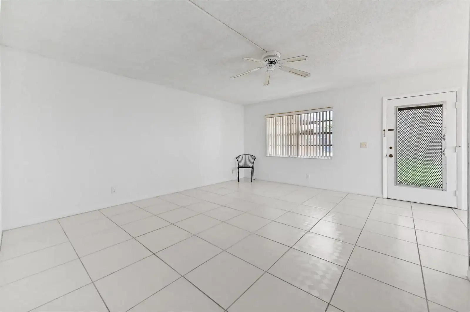 346 Capri # H, Delray Beach FL 33484 photo 3