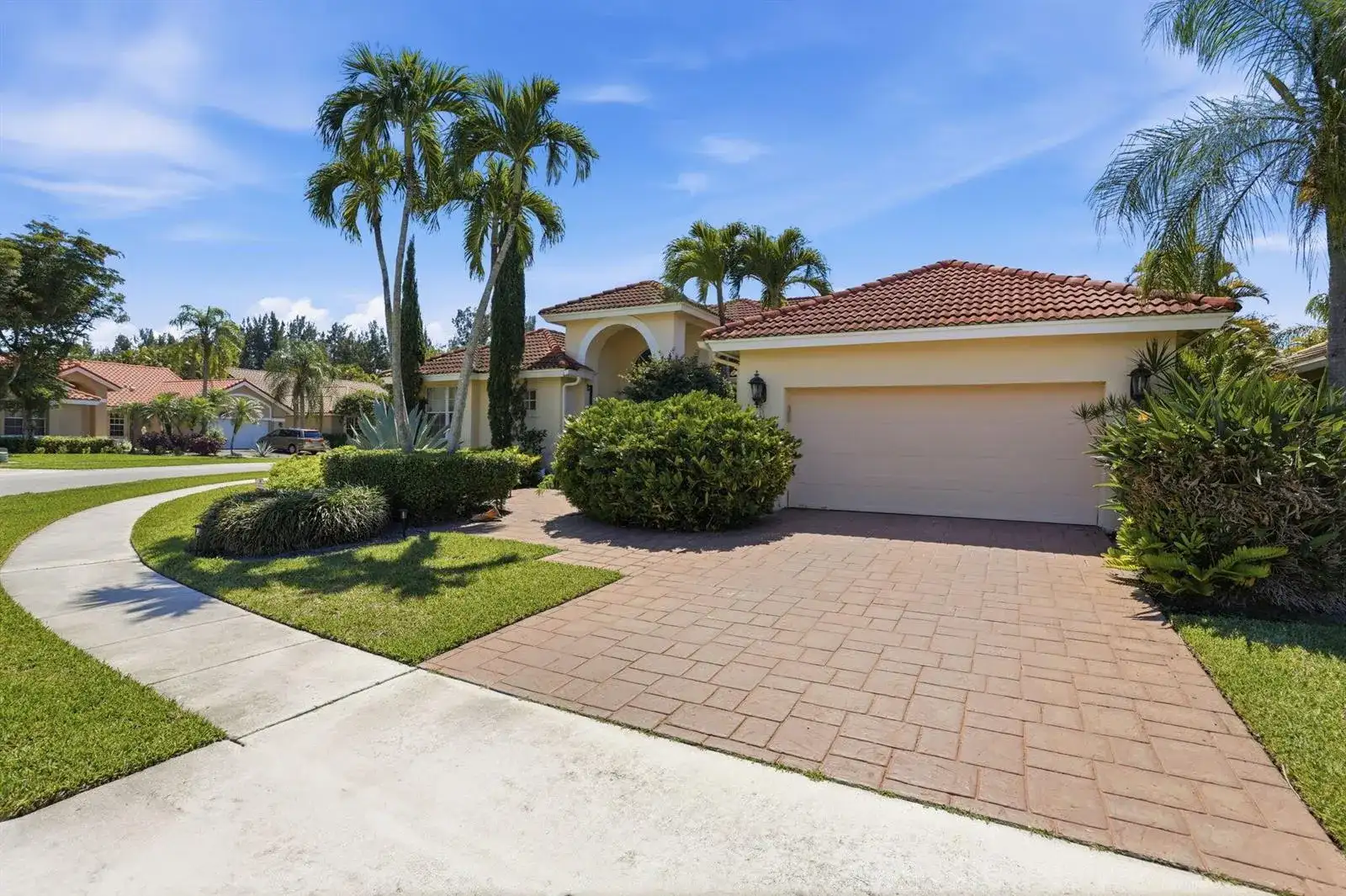 7821 Dorchester Road, Boynton Beach FL 33472 photo 2