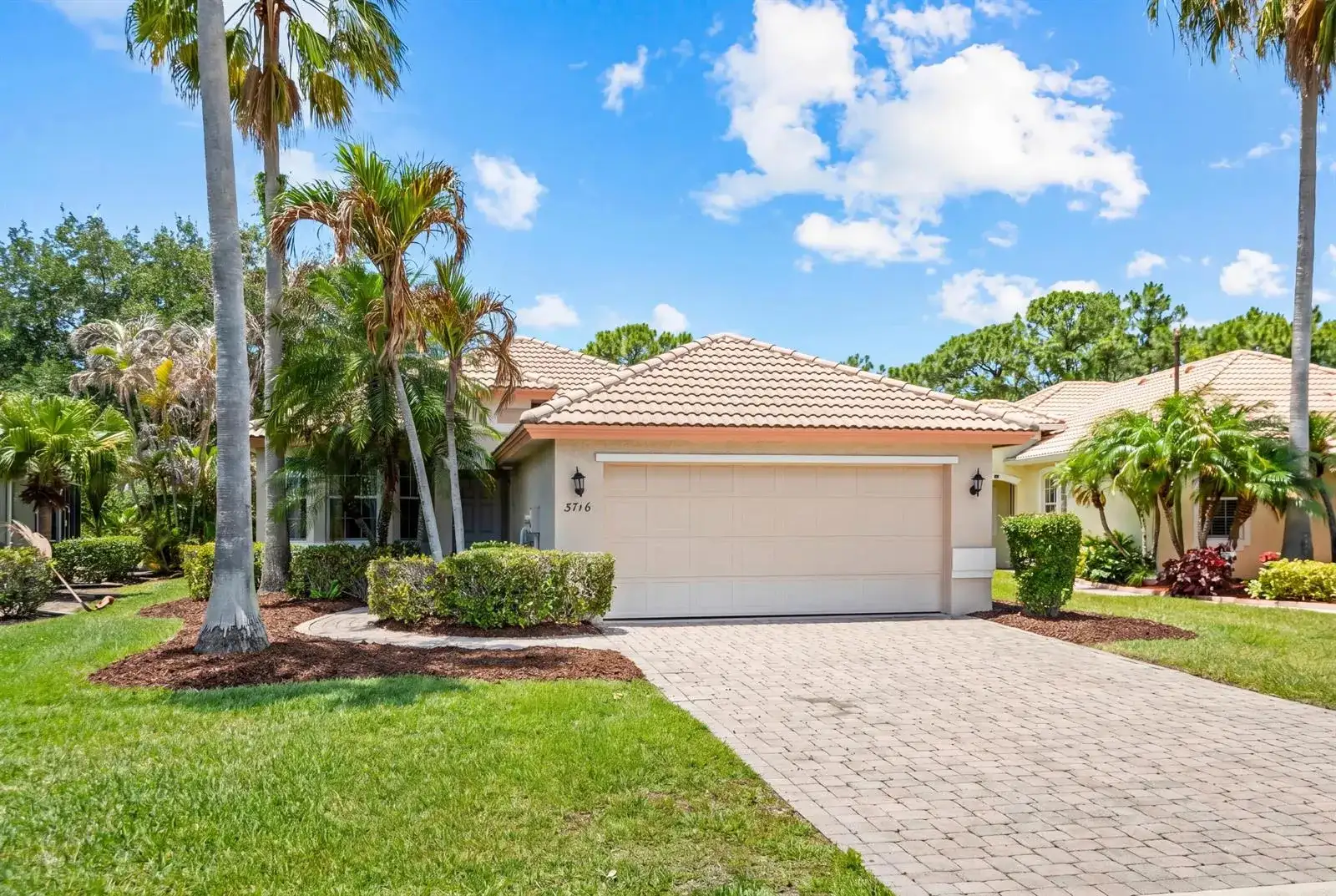 3716 NW Deer Oak Drive, Jensen Beach FL 34957 photo 4