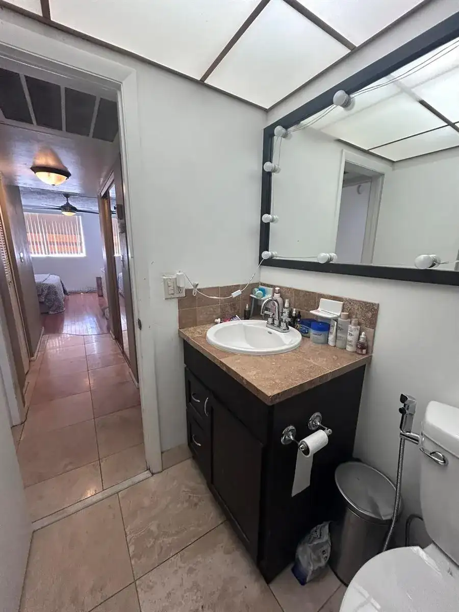 7300 NW 17th Street # 402, Plantation FL 33313 photo 4
