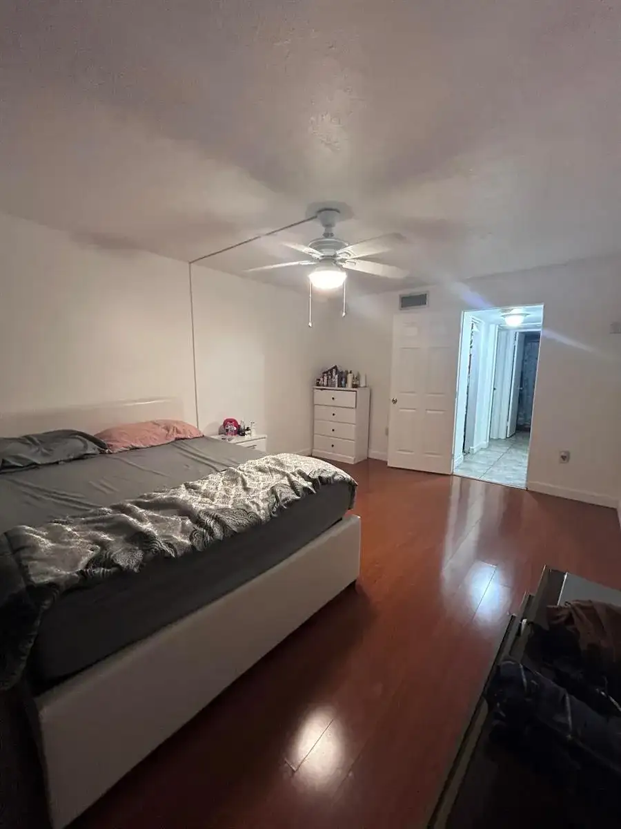 7300 NW 17th Street # 121, Plantation FL 33313 photo 4