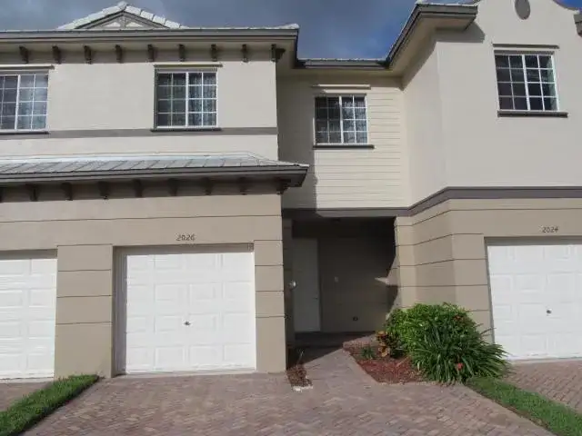 2030 Nassau Drive, West Palm Beach FL 33404 photo 2