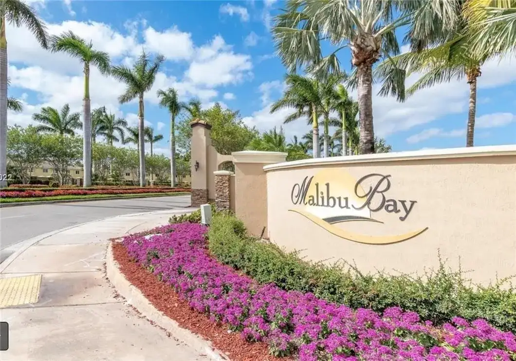 970 NE 34th Avenue # 204, Homestead FL 33033 photo 2