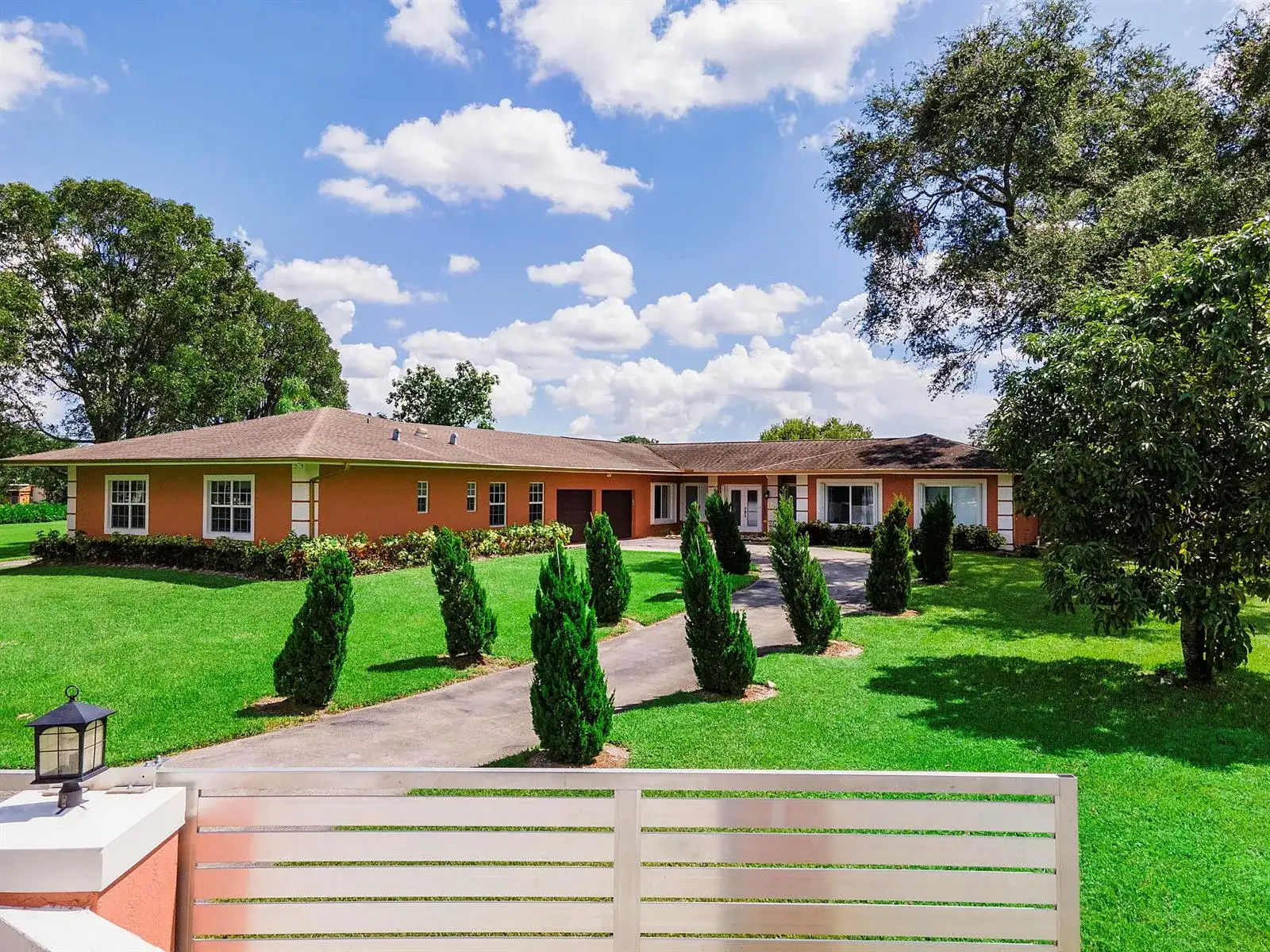7600 NW 82nd Terrace, Parkland FL 33067 photo 2