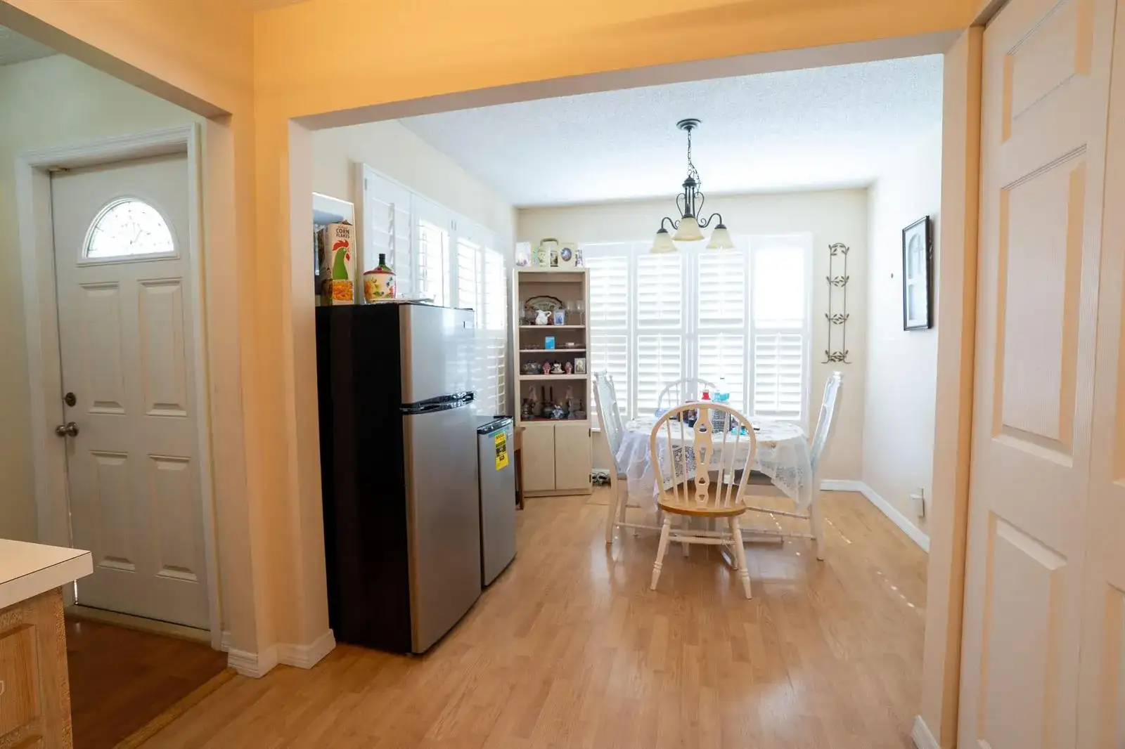 6121 Rainbow Circle, FL 33463 photo 4