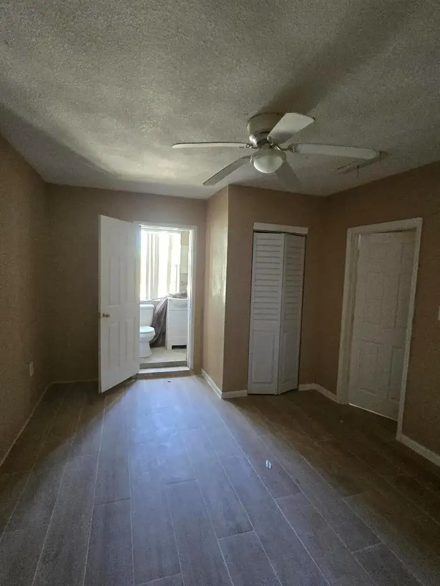 815 Silver Beach Road, Lake Park FL 33403 photo 4