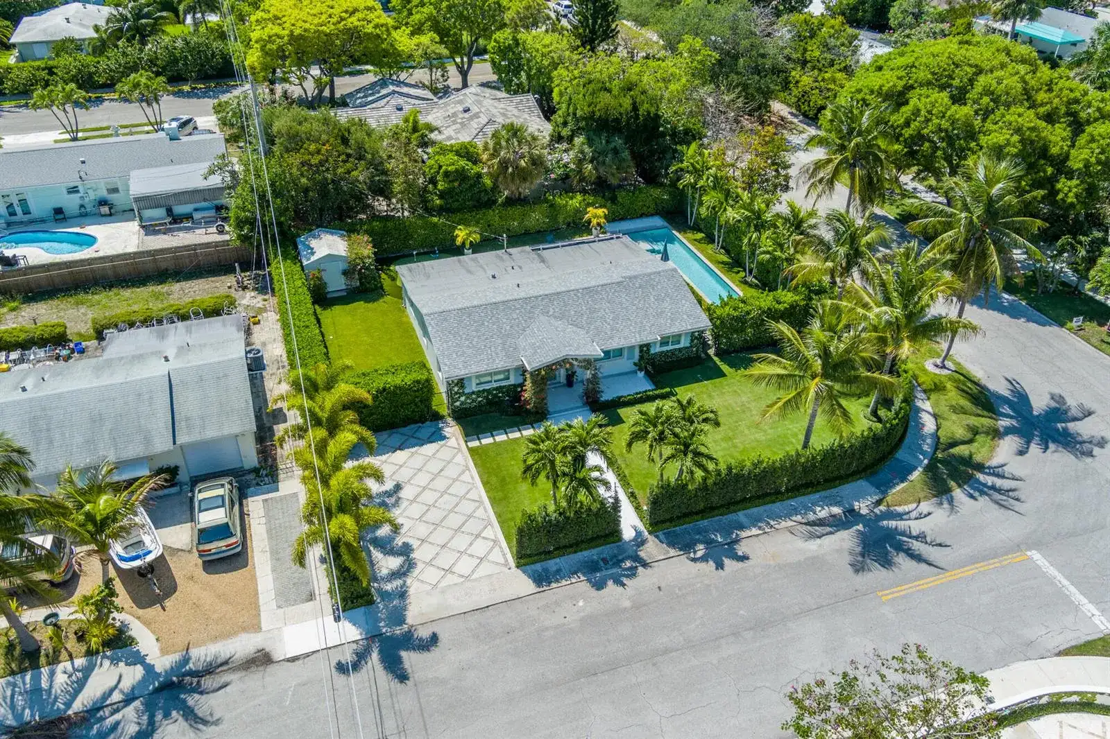 8001 Arlington Place, West Palm Beach FL 33405 photo 4