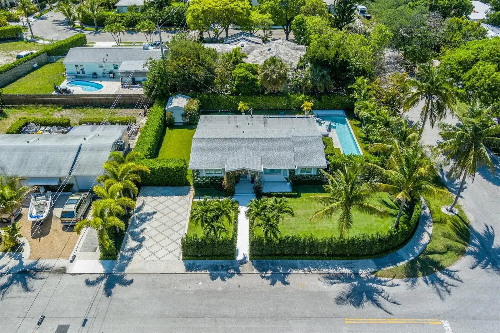 8001 Arlington Place, West Palm Beach FL 33405 photo 5