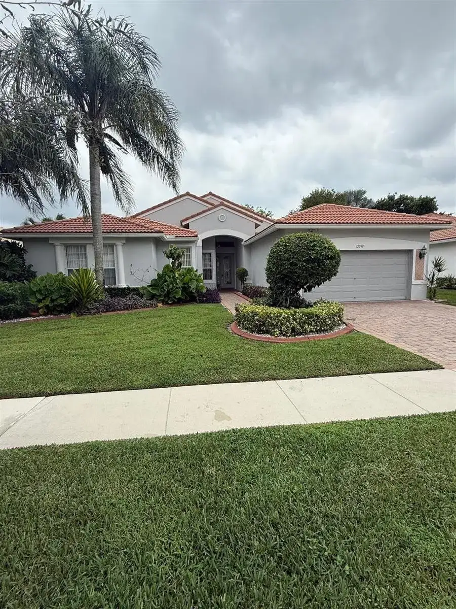 12039 Oakvista Drive, Boynton Beach FL 33437 photo 2
