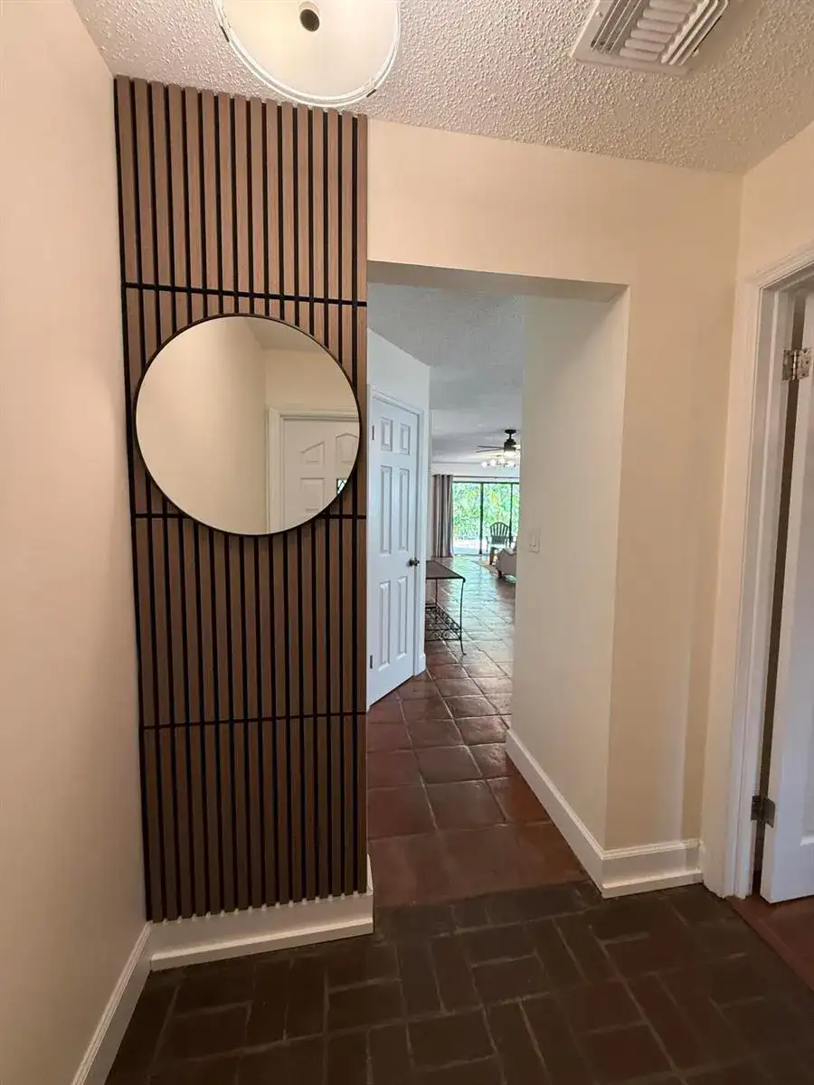 801 NE 2nd Avenue, Delray Beach FL 33444 photo 2