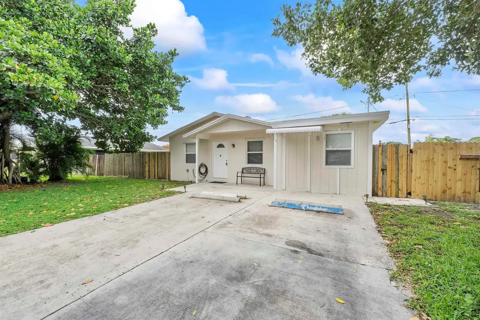 3344 Plaza Place, Lake Worth FL 33462 photo 5