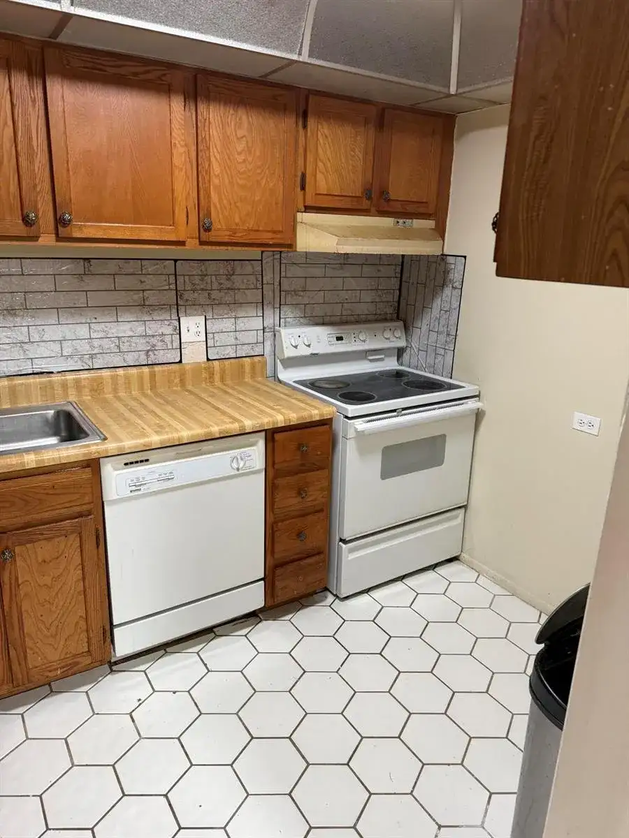 3730 Inverrary Drive # 2a, Lauderhill FL 33319 photo 5