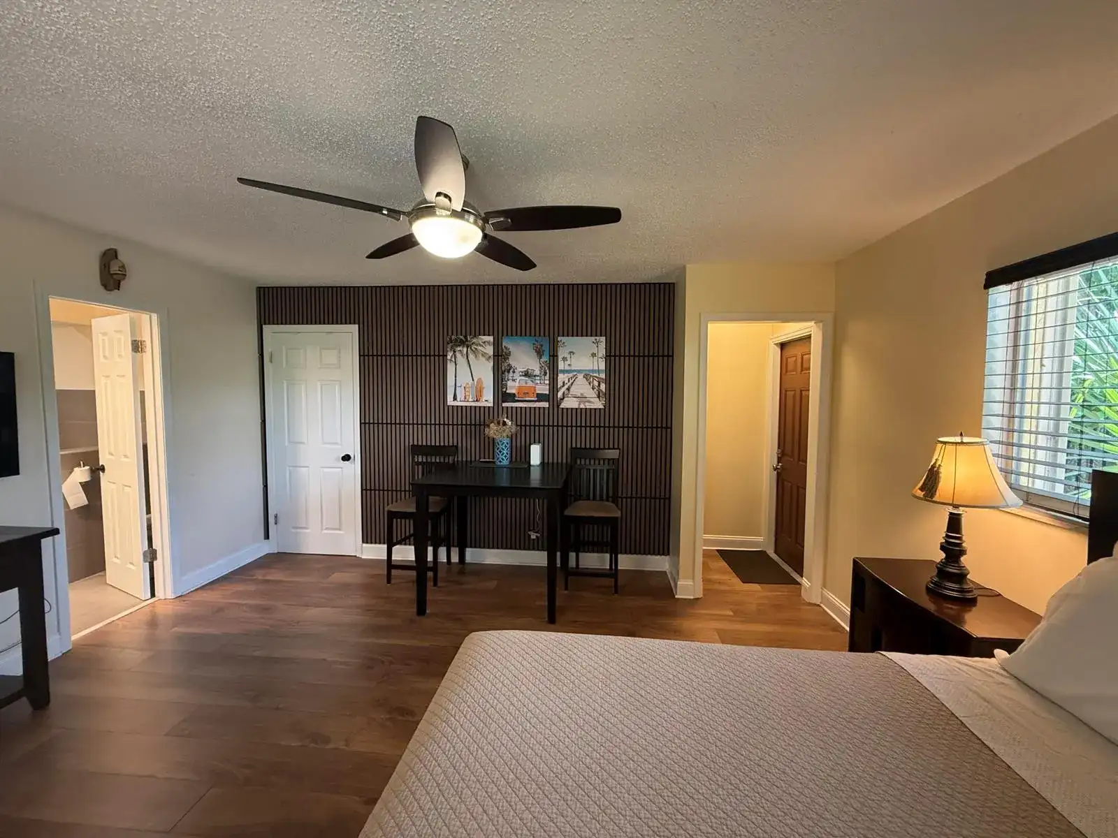 803 NE 2nd Avenue, Delray Beach FL 33444 photo 2
