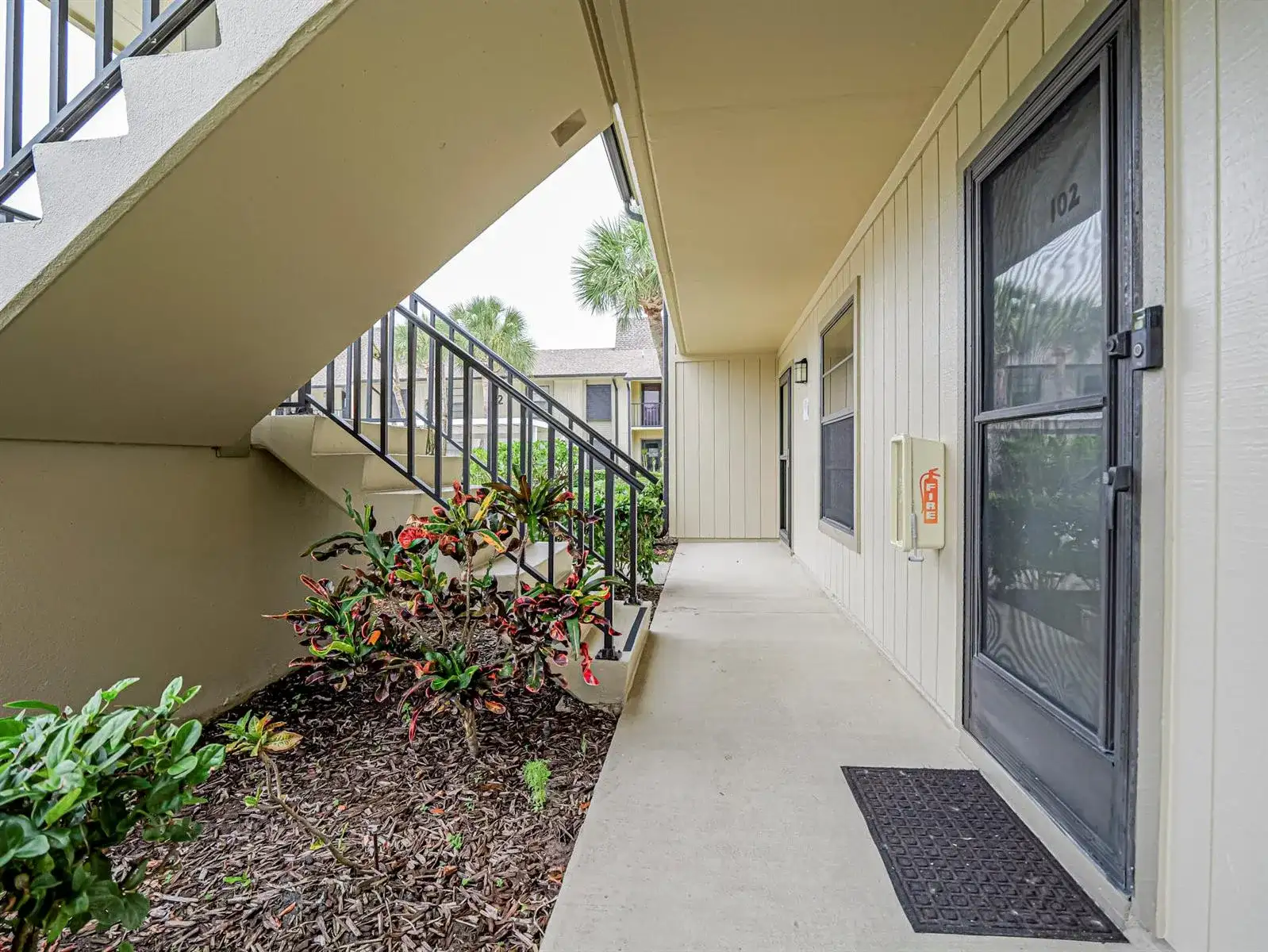 23 Plantation Drive # 102, Vero Beach FL 32966 photo 4