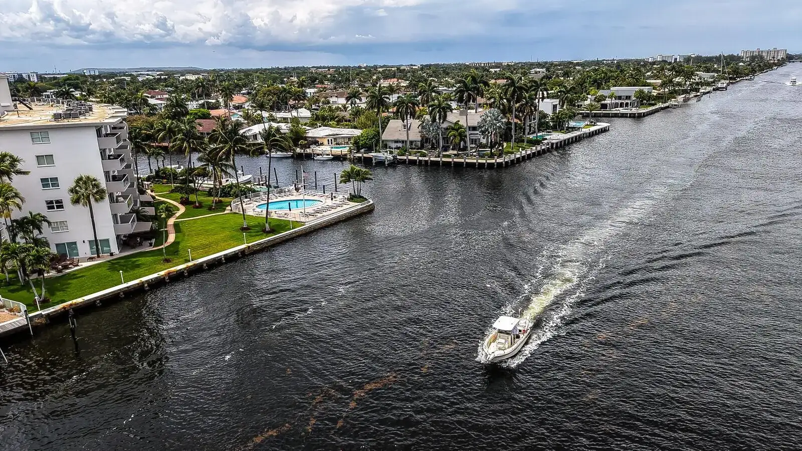 140 NE 28th Avenue # 502, Pompano Beach FL 33062 photo 2