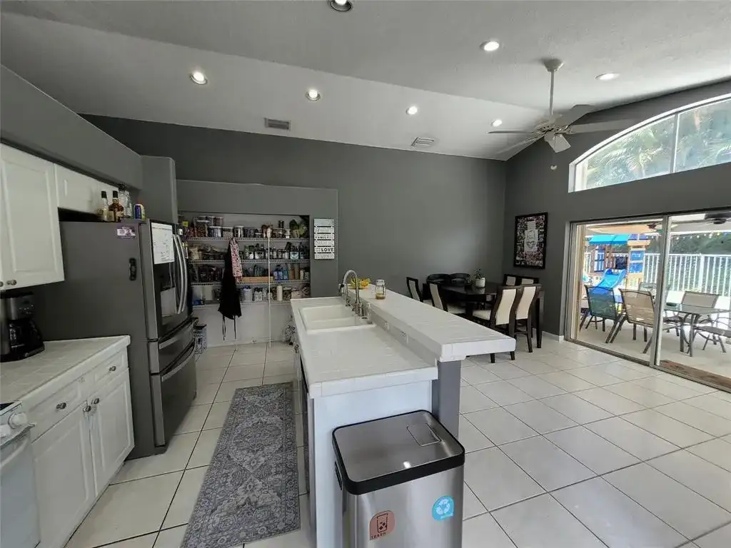 6416 Barton Creek Circle, Lake Worth FL 33463 photo 2