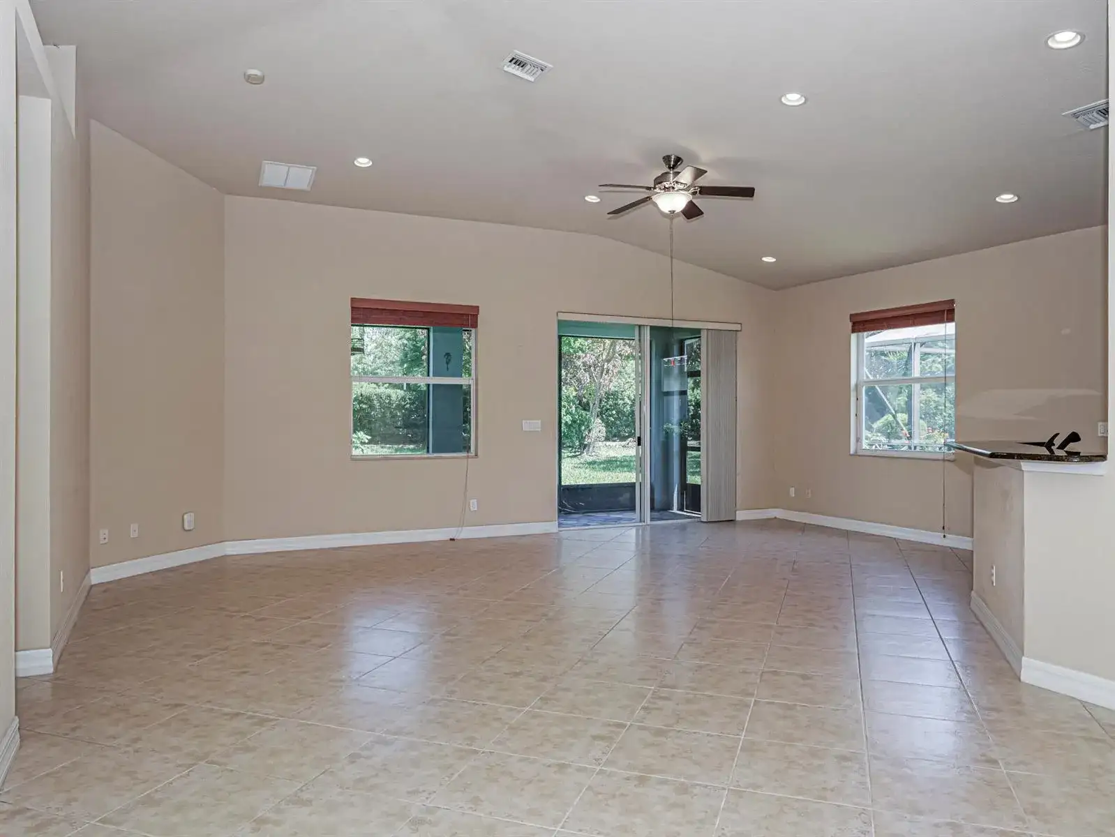 5561 57th Way, Vero Beach FL 32967 photo 5
