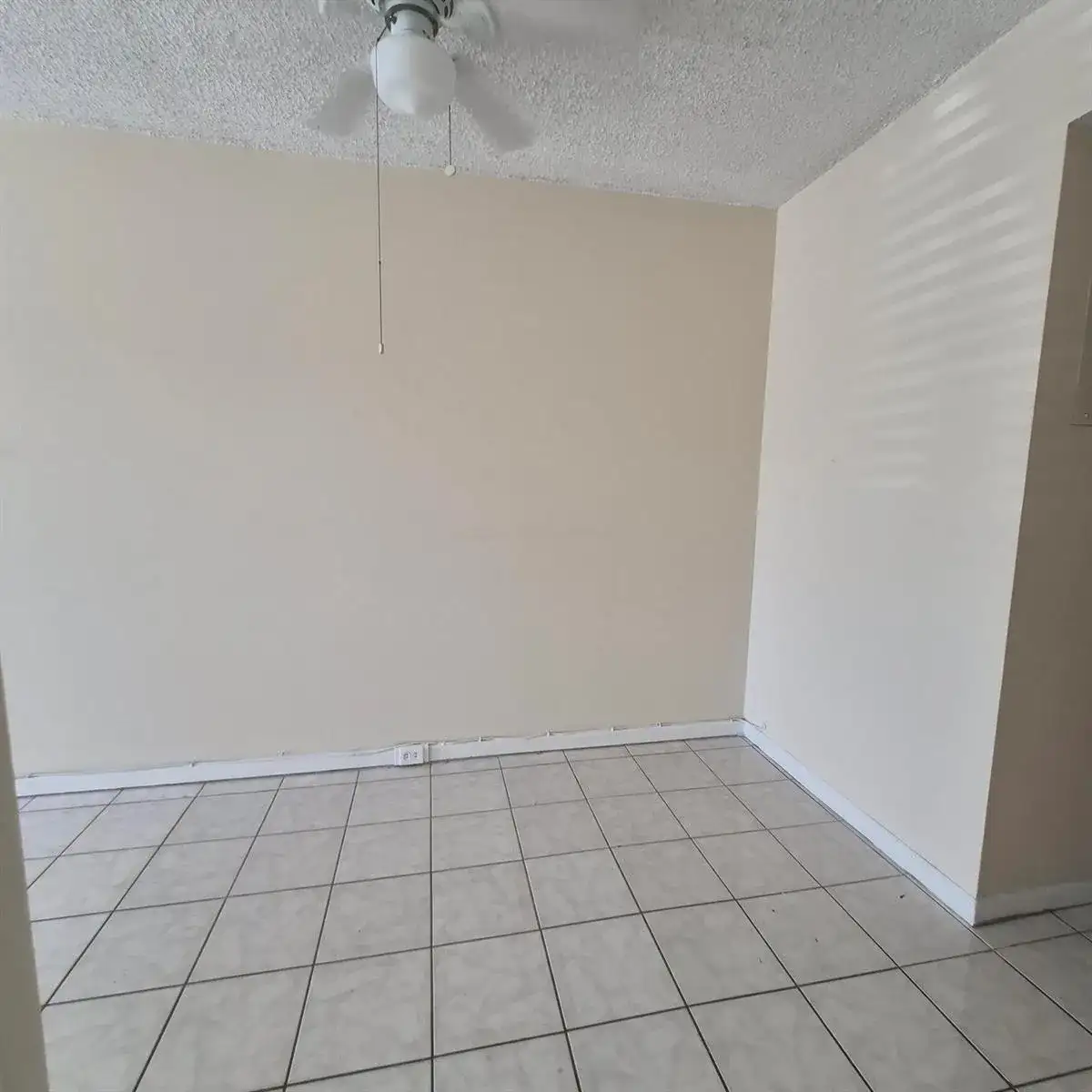 118 Kent H, West Palm Beach FL 33417 photo 4