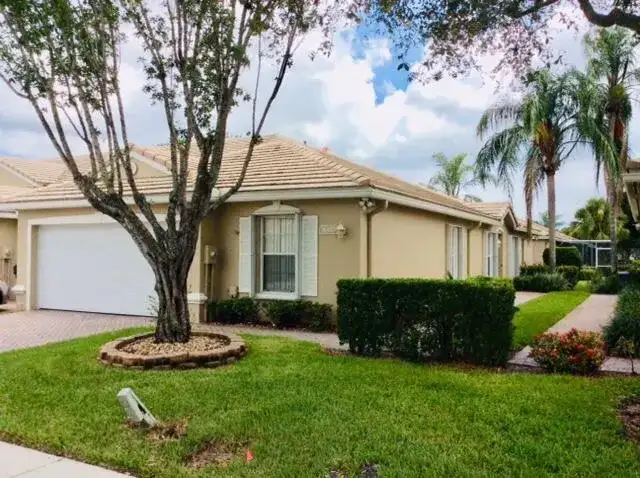8410 Cargill Point, West Palm Beach FL 33411 photo 2