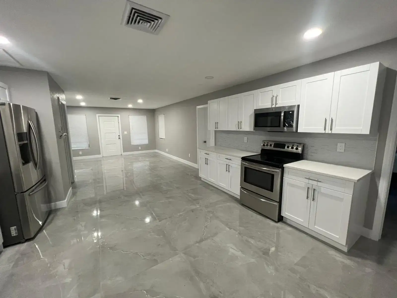 129 Euclid Boulevard, Lantana FL 33462 photo 3